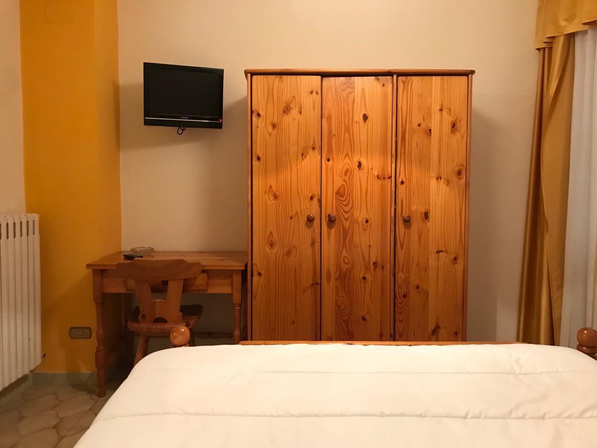 Hotel Panoramico Corfino ภายนอก รูปภาพ